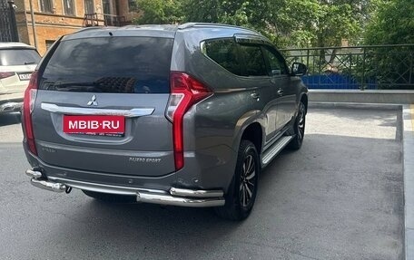 Mitsubishi Pajero Sport III рестайлинг, 2019 год, 4 100 000 рублей, 4 фотография