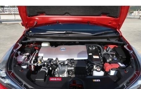 Toyota Prius IV XW50, 2022 год, 1 700 000 рублей, 6 фотография