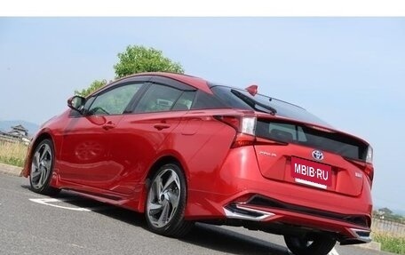 Toyota Prius IV XW50, 2022 год, 1 700 000 рублей, 15 фотография
