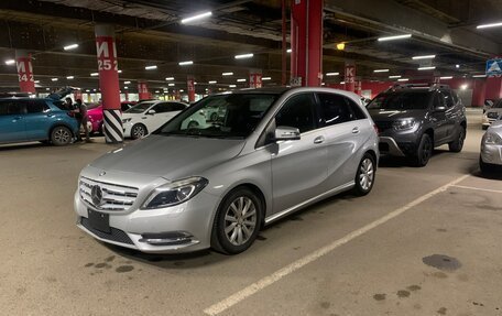 Mercedes-Benz B-Класс, 2013 год, 1 240 000 рублей, 2 фотография