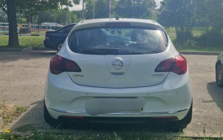 Opel Astra J, 2013 год, 990 000 рублей, 4 фотография