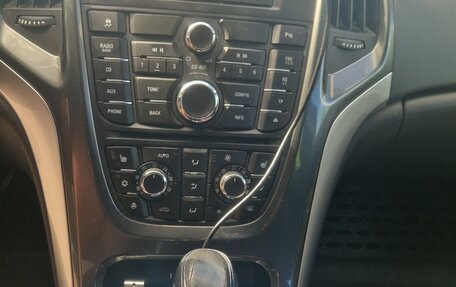 Opel Astra J, 2013 год, 990 000 рублей, 11 фотография