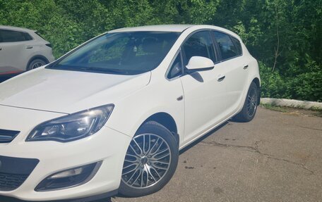 Opel Astra J, 2013 год, 990 000 рублей, 22 фотография
