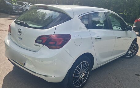Opel Astra J, 2013 год, 990 000 рублей, 24 фотография