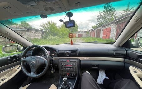 Audi A4, 2001 год, 630 000 рублей, 5 фотография