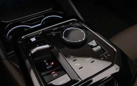 BMW 5 серия, 2024 год, 5 700 000 рублей, 13 фотография