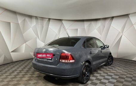 Volkswagen Polo VI (EU Market), 2011 год, 495 000 рублей, 2 фотография