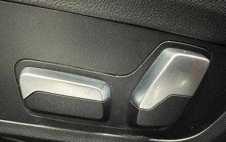 BMW 3 серия, 2023 год, 2 800 000 рублей, 15 фотография