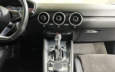 Audi TT, 2016 год, 2 798 000 рублей, 15 фотография