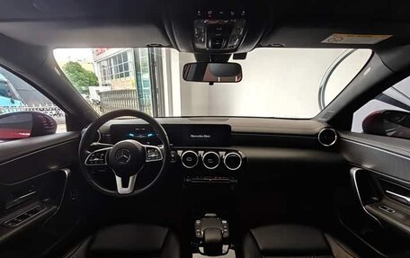 Mercedes-Benz A-Класс, 2022 год, 1 530 000 рублей, 3 фотография