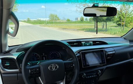 Toyota Hilux VIII, 2015 год, 3 349 000 рублей, 19 фотография