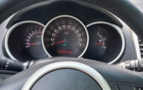 KIA Venga I, 2013 год, 800 000 рублей, 5 фотография