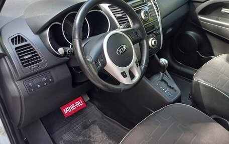 KIA Venga I, 2013 год, 800 000 рублей, 7 фотография