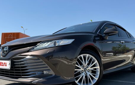 Toyota Camry, 2018 год, 3 247 800 рублей, 5 фотография