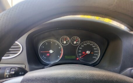 Ford Focus II рестайлинг, 2006 год, 450 000 рублей, 14 фотография