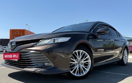 Toyota Camry, 2018 год, 3 247 800 рублей, 6 фотография