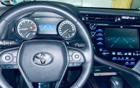Toyota Camry, 2018 год, 3 247 800 рублей, 20 фотография