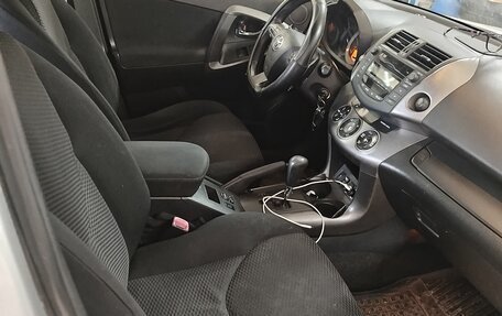 Toyota RAV4, 2011 год, 1 250 000 рублей, 11 фотография