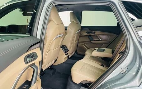 Audi Q5, 2025 год, 10 фотография