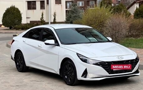 Hyundai Elantra, 2021 год, 1 425 000 рублей, 3 фотография
