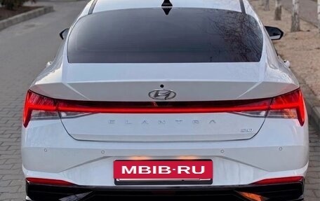 Hyundai Elantra, 2021 год, 1 425 000 рублей, 2 фотография
