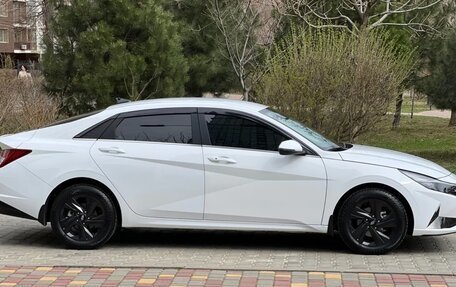 Hyundai Elantra, 2021 год, 1 425 000 рублей, 38 фотография
