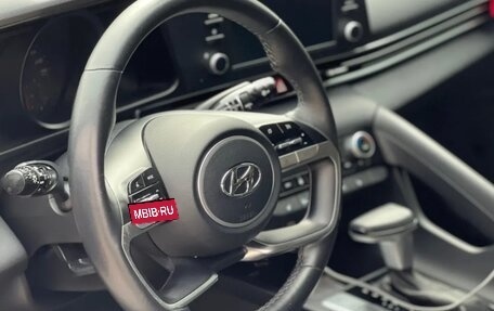 Hyundai Elantra, 2021 год, 1 425 000 рублей, 32 фотография