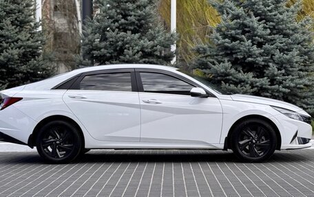 Hyundai Elantra, 2021 год, 1 425 000 рублей, 39 фотография