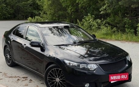 Honda Accord VIII рестайлинг, 2008 год, 1 250 000 рублей, 2 фотография