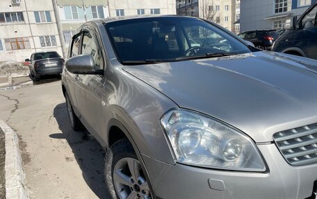 Nissan Qashqai, 2009 год, 700 000 рублей, 2 фотография