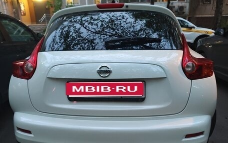 Nissan Juke II, 2011 год, 890 000 рублей, 13 фотография