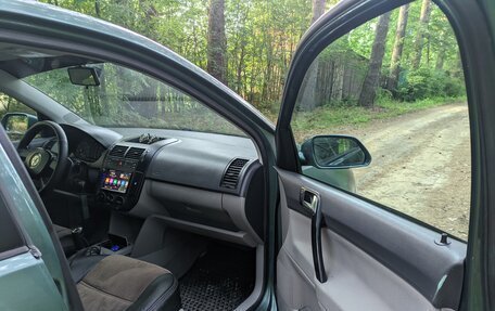 Volkswagen Polo IV рестайлинг, 2005 год, 300 000 рублей, 6 фотография