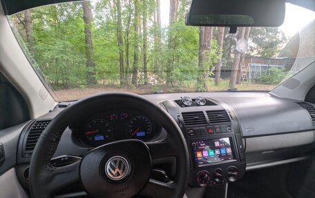 Volkswagen Polo IV рестайлинг, 2005 год, 300 000 рублей, 7 фотография