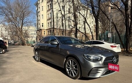 Mercedes-Benz E-Класс, 2021 год, 3 650 000 рублей, 3 фотография