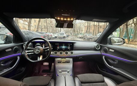 Mercedes-Benz E-Класс, 2021 год, 3 650 000 рублей, 9 фотография