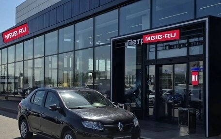 Renault Logan II, 2015 год, 820 000 рублей, 1 фотография
