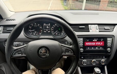 Skoda Octavia, 2015 год, 1 850 000 рублей, 10 фотография