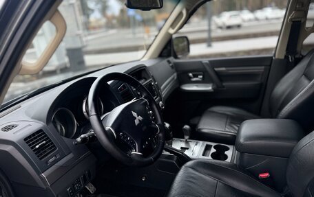 Mitsubishi Pajero IV, 2013 год, 1 950 000 рублей, 8 фотография