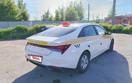 Hyundai Avante, 2021 год, 2 000 000 рублей, 3 фотография