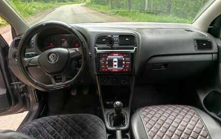 Volkswagen Polo VI (EU Market), 2016 год, 750 000 рублей, 16 фотография
