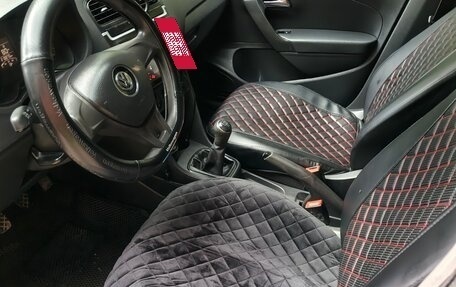 Volkswagen Polo VI (EU Market), 2016 год, 750 000 рублей, 15 фотография