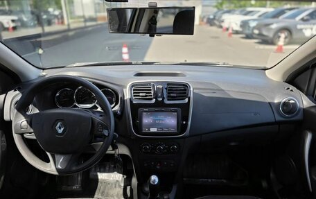 Renault Logan II, 2015 год, 820 000 рублей, 8 фотография