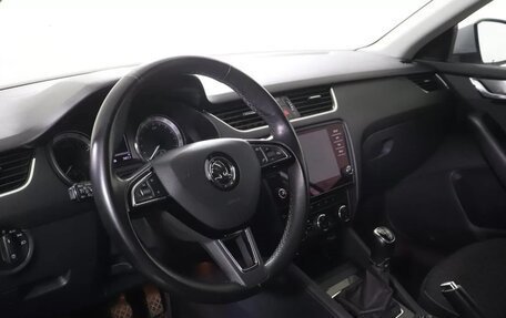 Skoda Octavia, 2018 год, 1 450 000 рублей, 2 фотография
