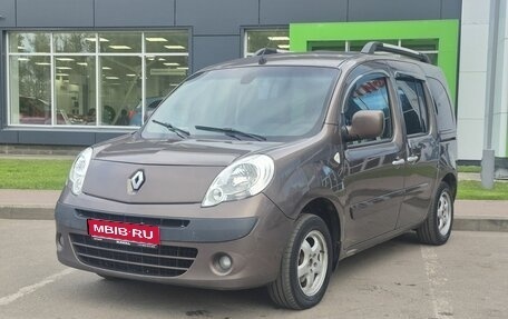 Renault Kangoo II рестайлинг, 2012 год, 699 000 рублей, 1 фотография