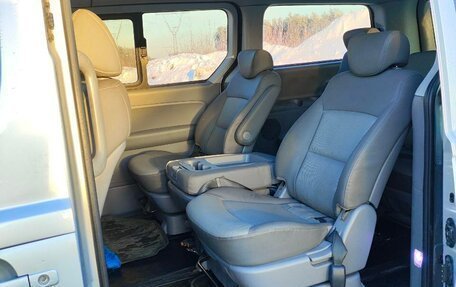 Hyundai Grand Starex Grand Starex I рестайлинг 2, 2008 год, 1 250 000 рублей, 3 фотография