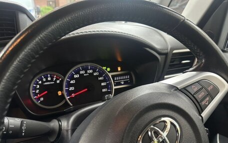 Toyota Roomy I, 2019 год, 1 299 000 рублей, 2 фотография