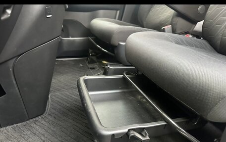 Toyota Roomy I, 2019 год, 1 299 000 рублей, 8 фотография