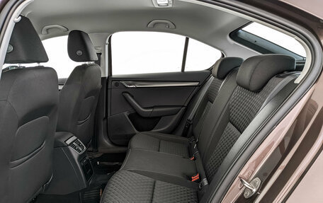 Skoda Octavia, 2018 год, 1 850 000 рублей, 18 фотография