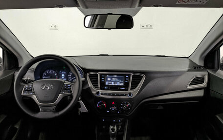 Hyundai Solaris II рестайлинг, 2019 год, 1 399 000 рублей, 14 фотография