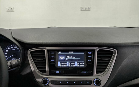Hyundai Solaris II рестайлинг, 2019 год, 1 399 000 рублей, 17 фотография